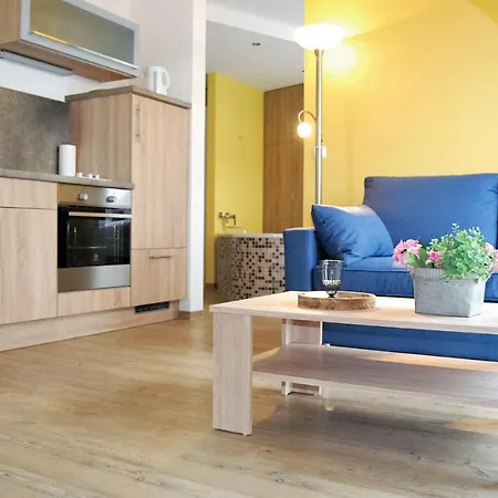 Burg Rothenklempenow Kaschow