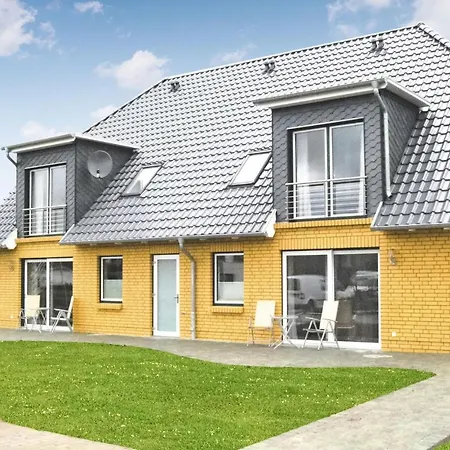 Burg Rothenklempenow * Kaschow